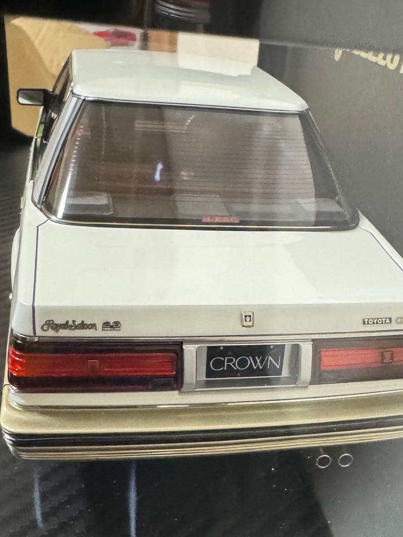イグニッションモデル　1/18 120クラウン　IG2056