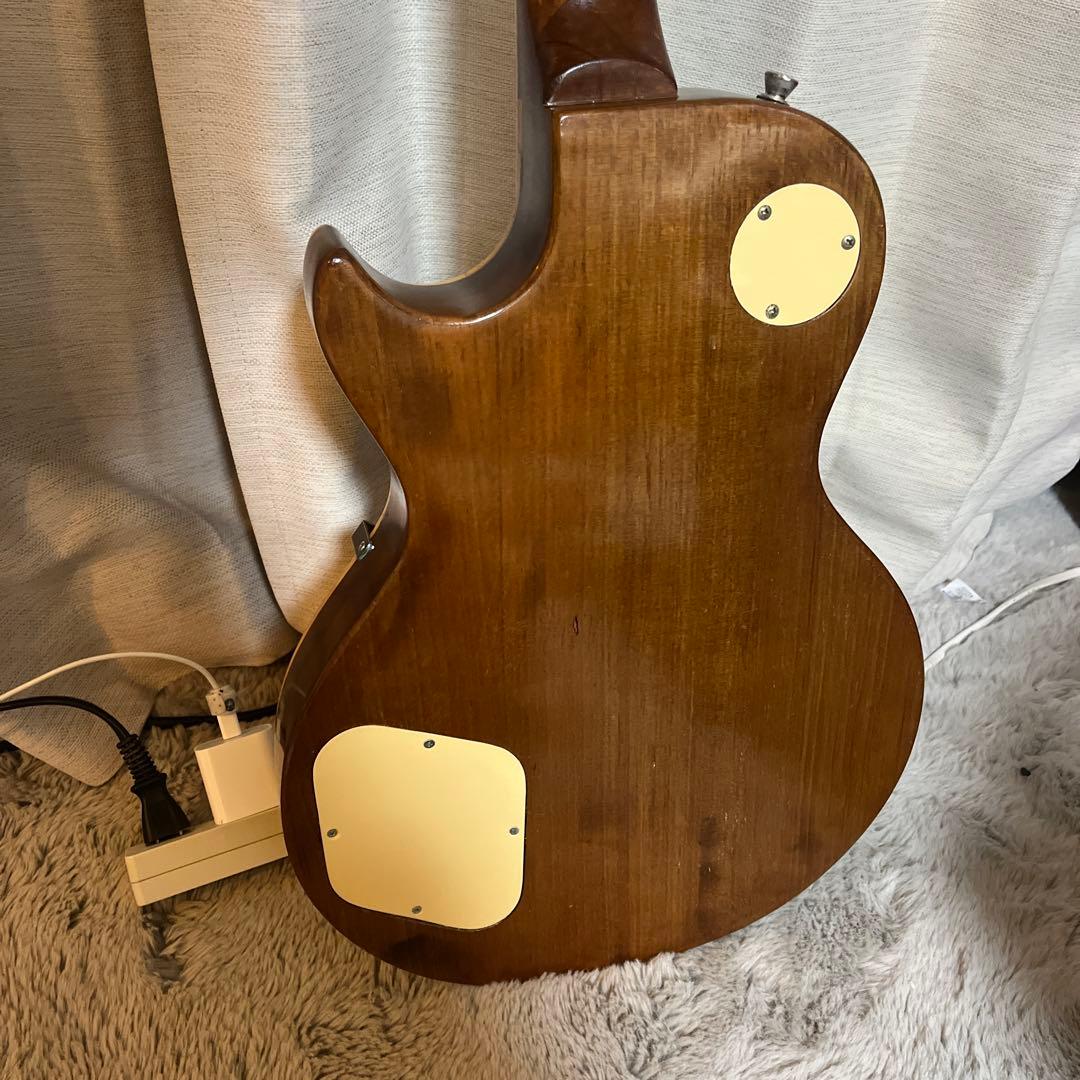 レスポールモデル　早期売却希望の為値下げしました。