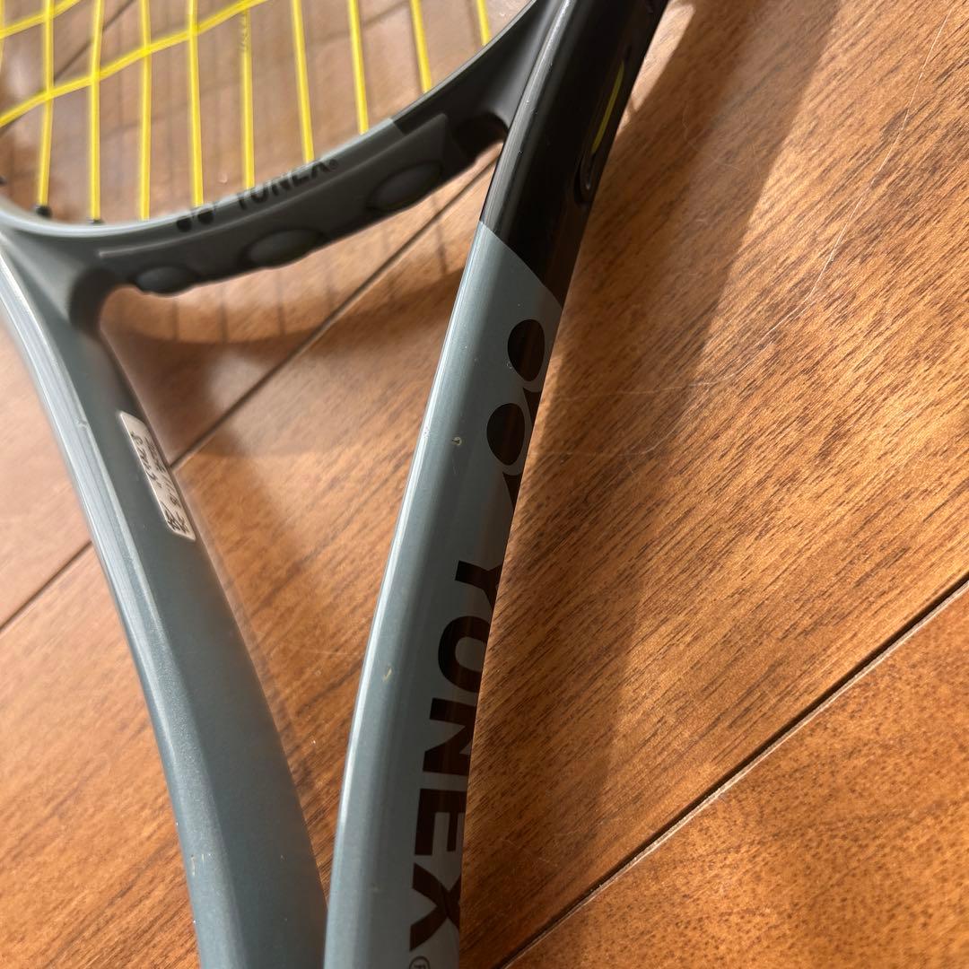 ヨネックス　ボルトレイジ5VS UXL0