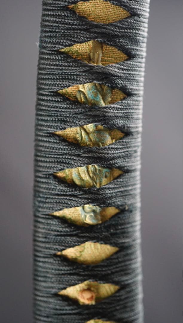 模造刀　青貝　特徴のある日本刀　居合刀　刀掛け付き　螺鈿