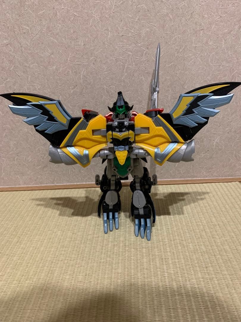 組み立て済み　スーパーミニプラ　マジキング ウルカイザー smpセット