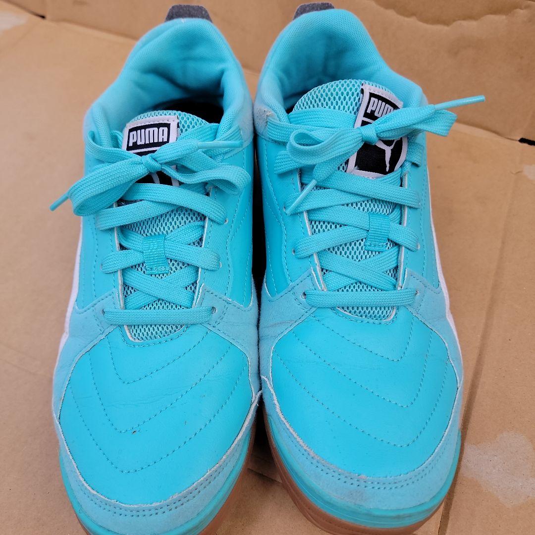 プーマ　フットサルシューズ　27.5cm