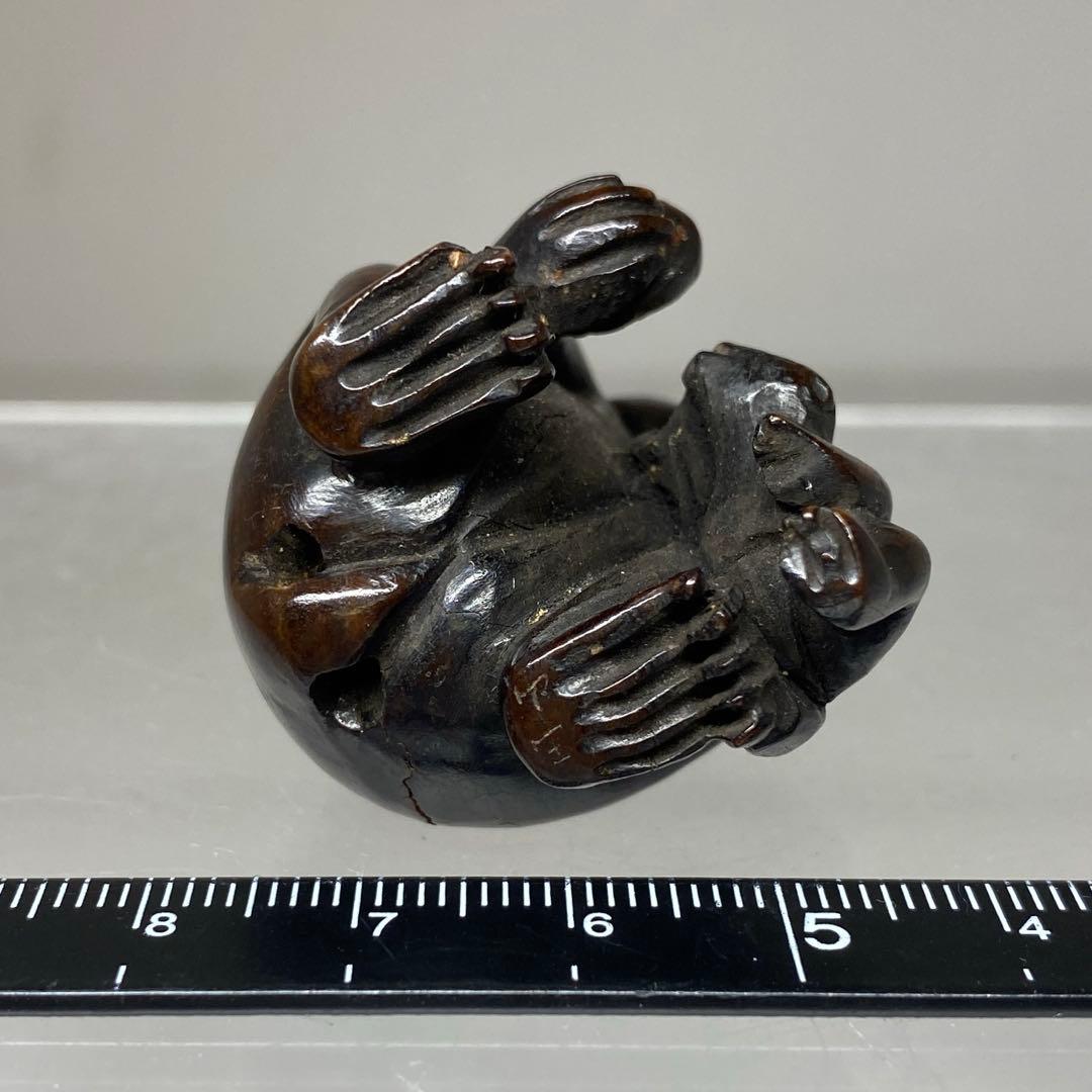 時代　木彫　猿　根付　20g 東N7-0929ア㉟