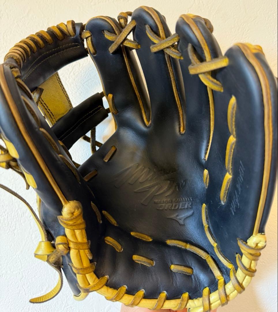 【中古/定価6.2万】ミズノプロ 内野手 坂本型グラブ 黒シャンパンイエロー