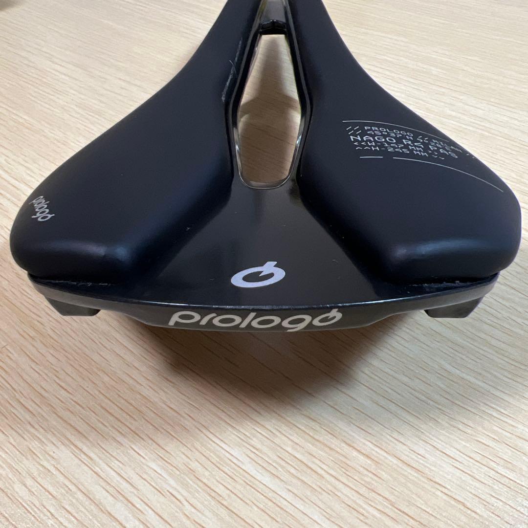 prologo NAGO R4 PAS 147mm プロロゴ　ナゴ　サドル