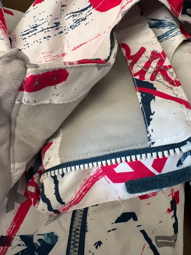 FOURNINES 子供用スキーウェア 130上下セット