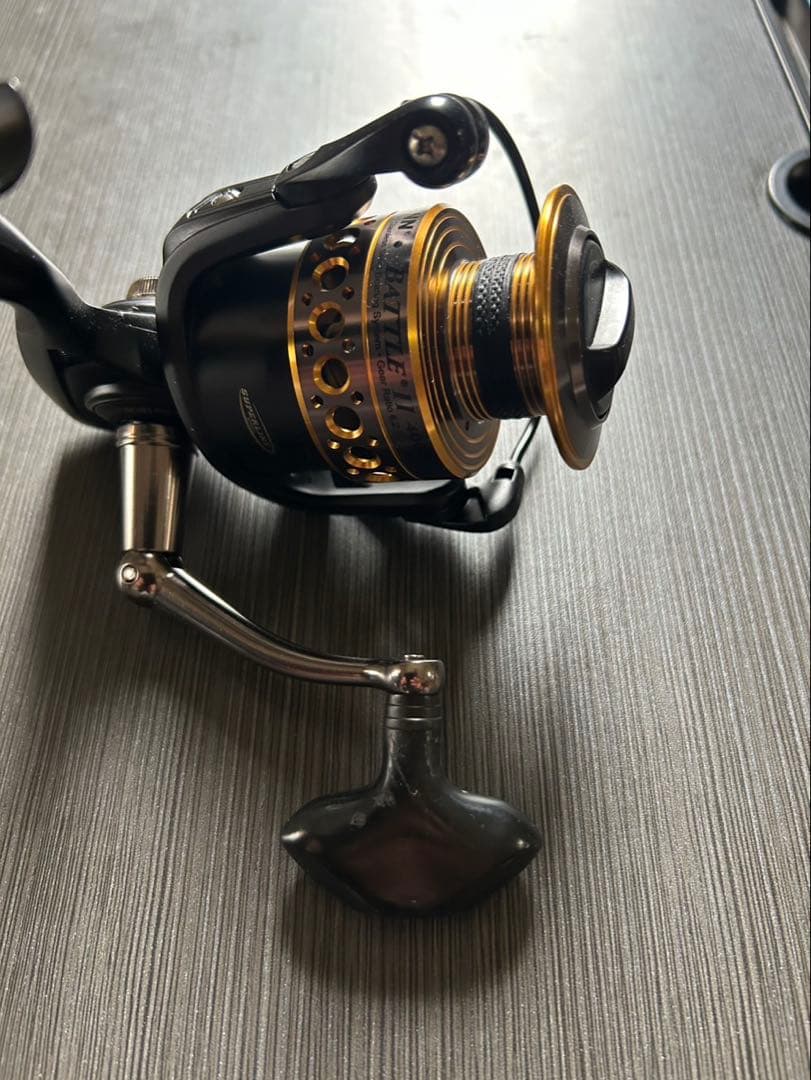 PENN BATTLE II 4000 スピニングリール　チャピ様