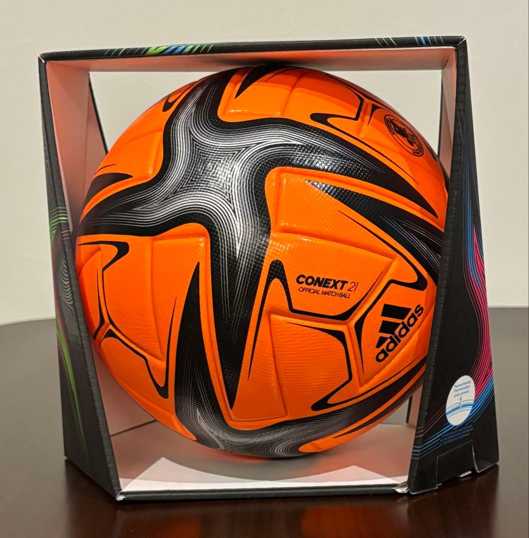 アディダス　サッカーボール　5号球　CONEXT 21