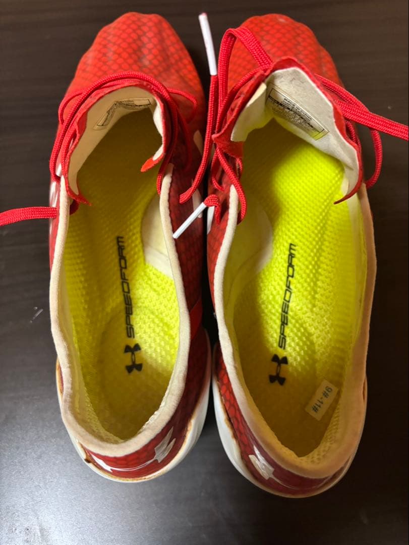 【希少】アンダーアーマー サッカースパイク Speedform 28cm赤