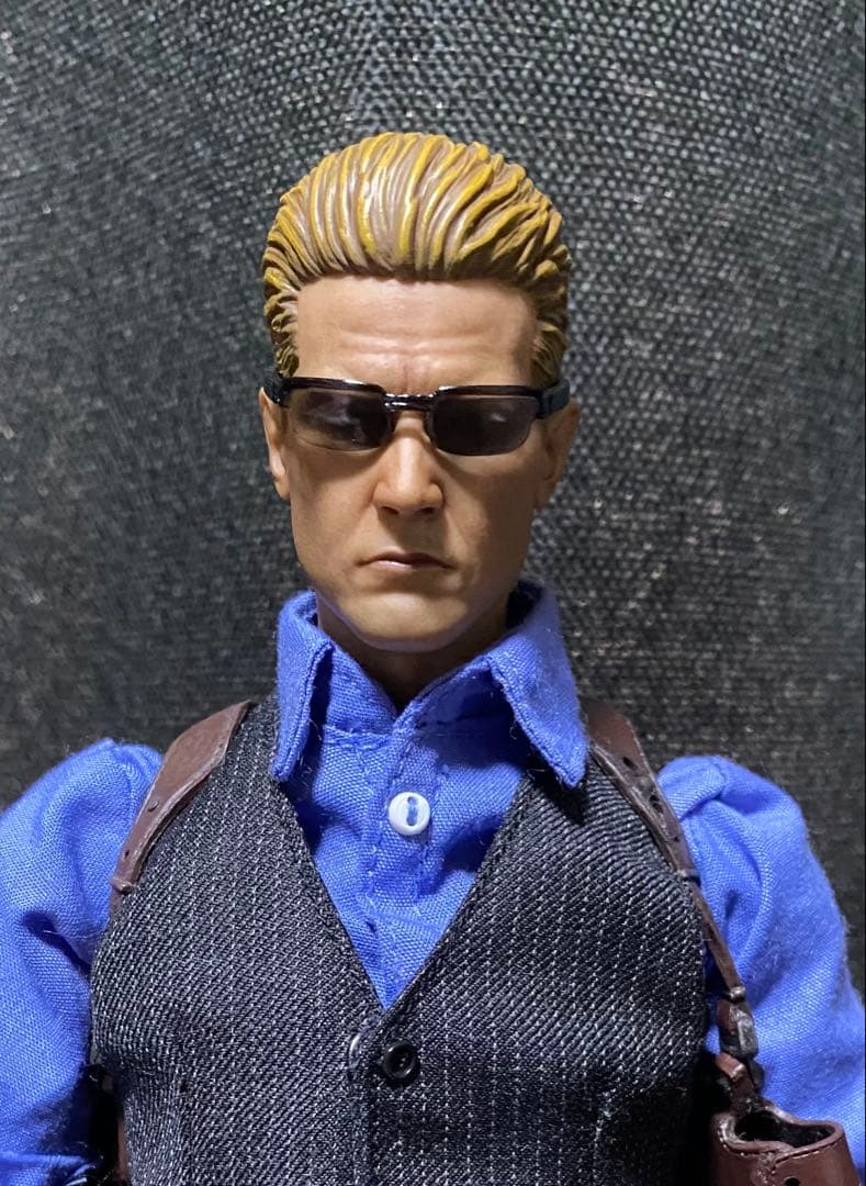 1/6 ウェスカー RE4 風 カスタムフィギュア バイオハザード