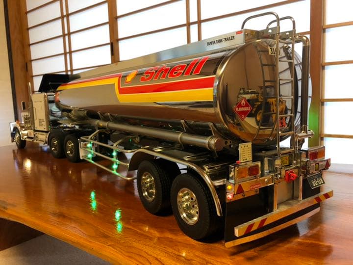 タミヤ 1/14スケール　キングハウラー(メタリック)、シェルタンクセット