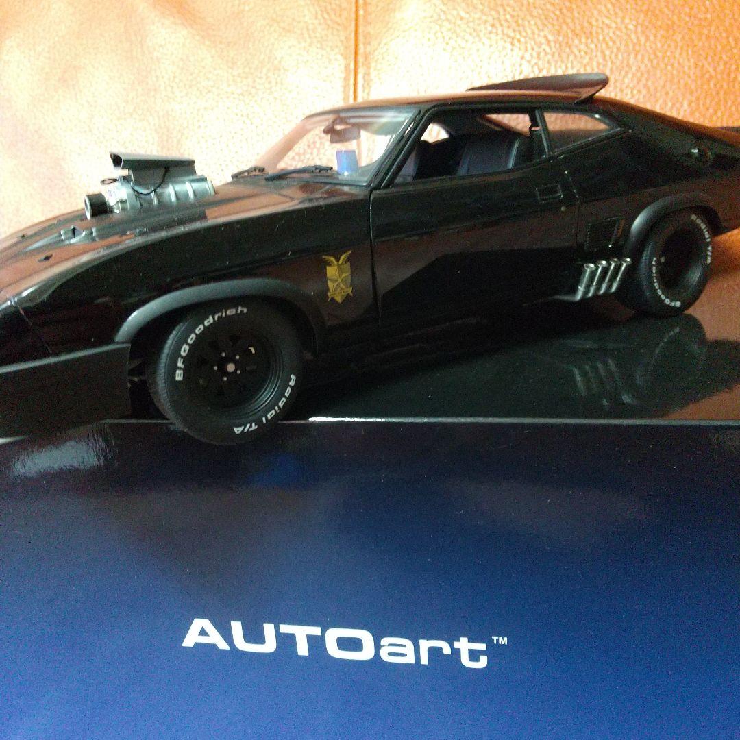 AUTOart マッドマックス インターセプター 1/18 黒