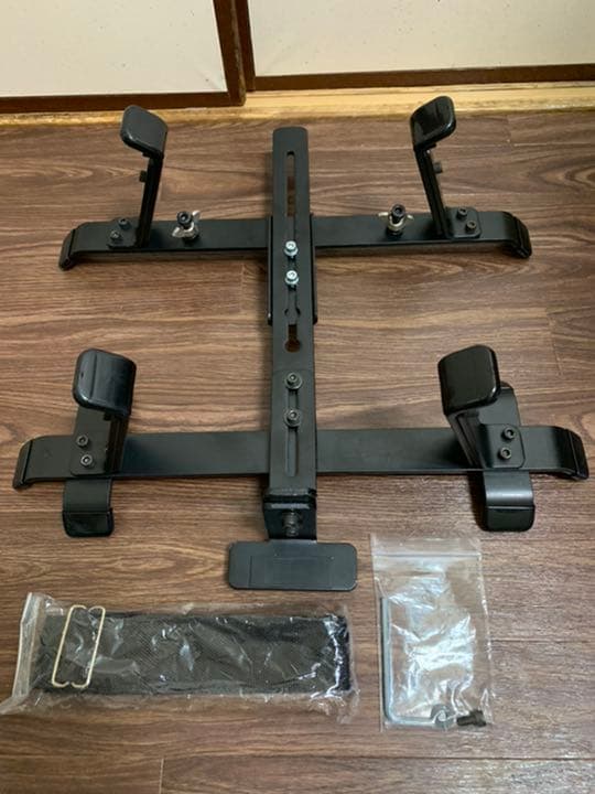 タイニーキックベース！フロアタムを乗せるだけで瞬時にバスドラ化！レアアイテムです