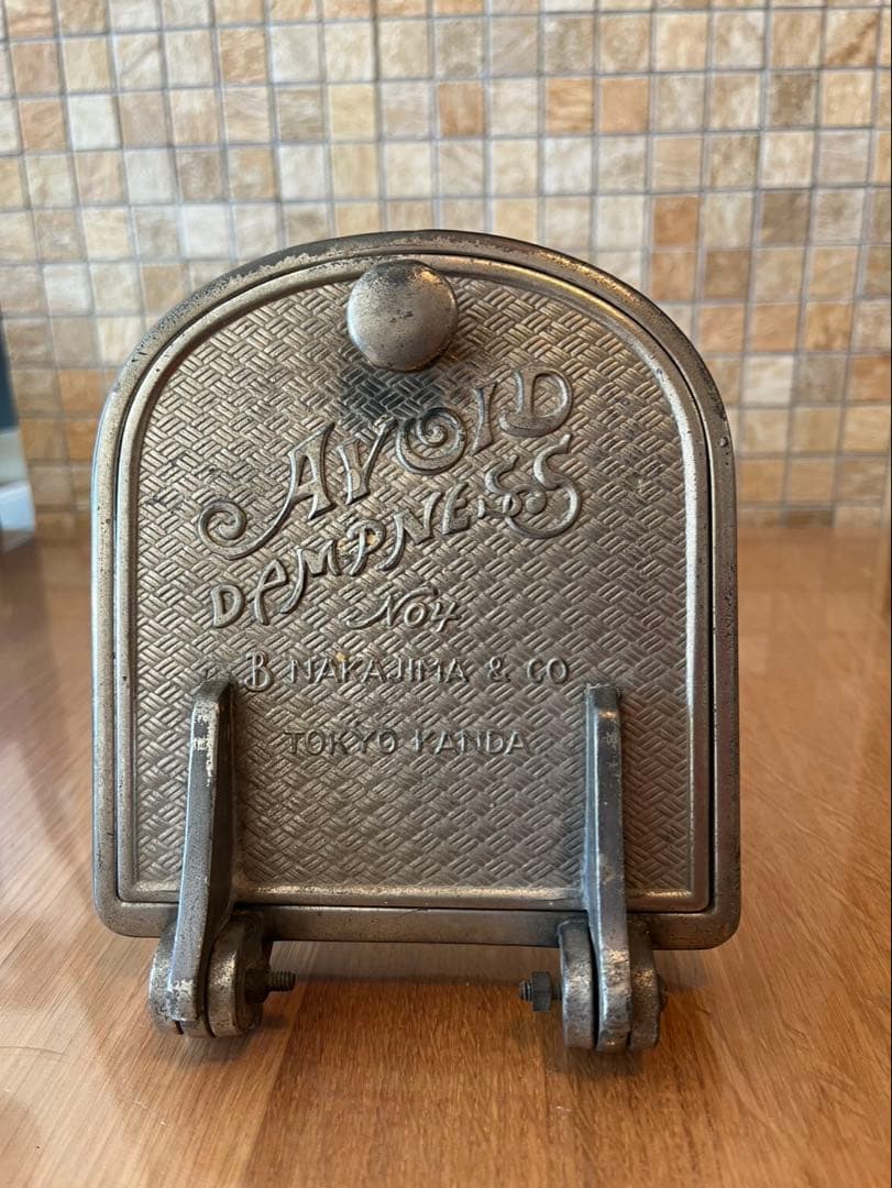 陳列ガラス容器