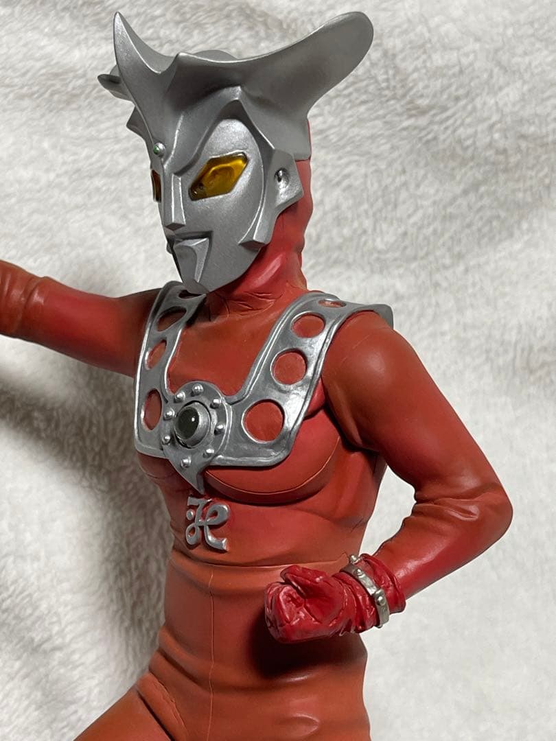 大怪獣シリーズ　リアルマスターコレクション　ウルトラマンレオ