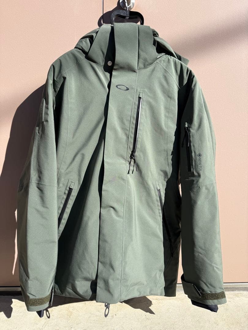 オークリー メンズ　スノー ウエア GORE-TEX Mサイズ