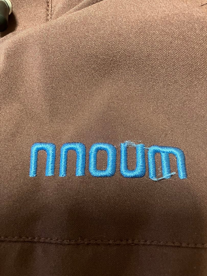 【最終値下】NNOUM スキー、スノーボードウェア(上下セット)