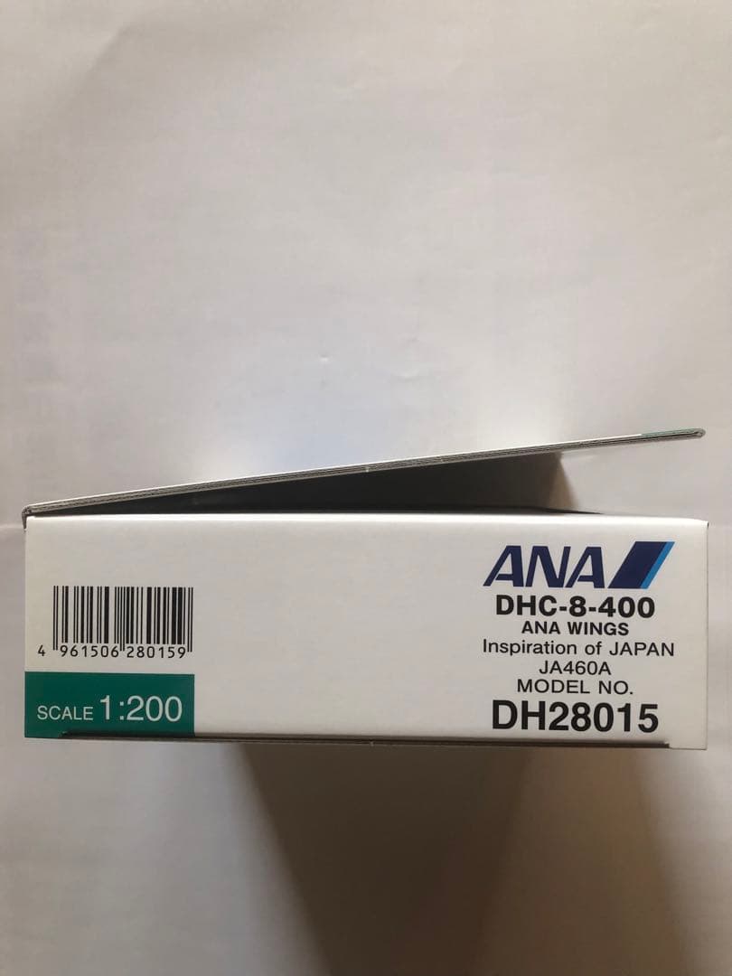 全日空商事　1/200 ANA DHC-8-400 ダイキャストモデル
