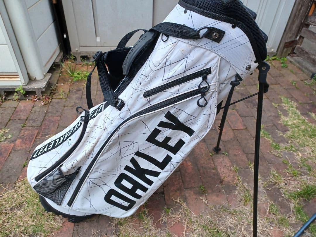 オークリー　キャディバック　スタンド