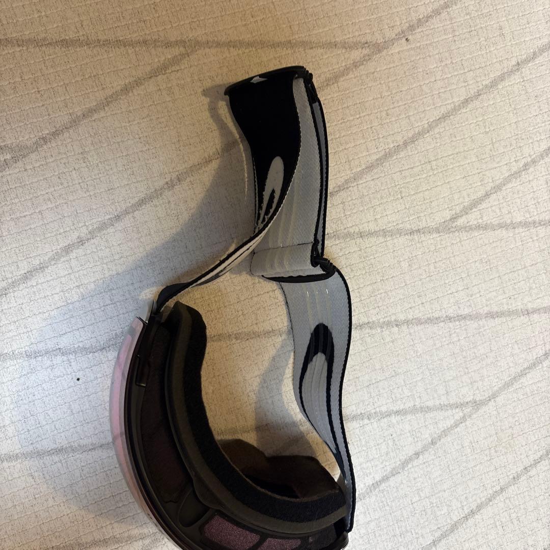 Oakley ピンクレンズ ゴーグル