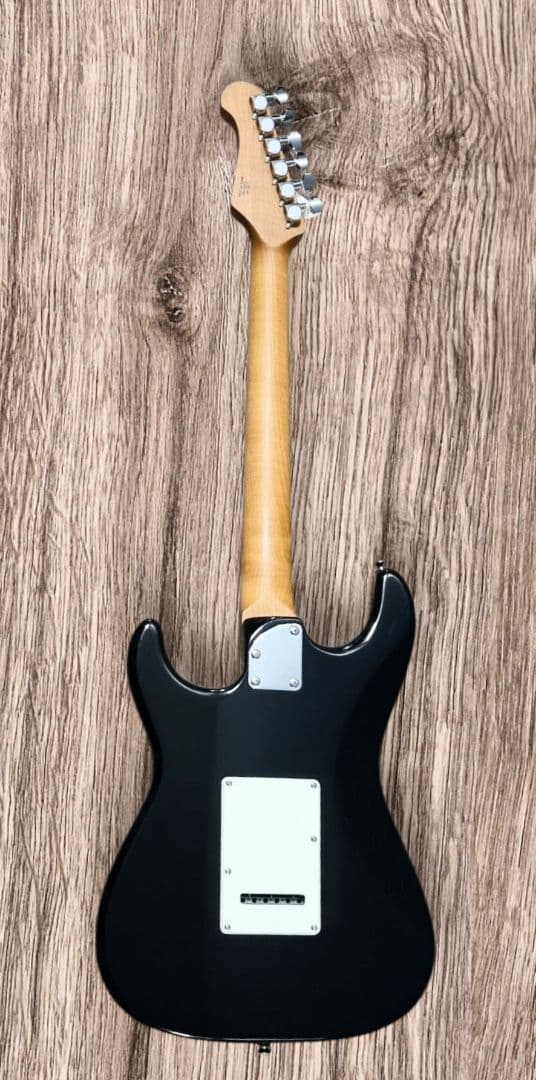 LaidBack LSE-3H エレキギターストラトタイプ ほぼ新品