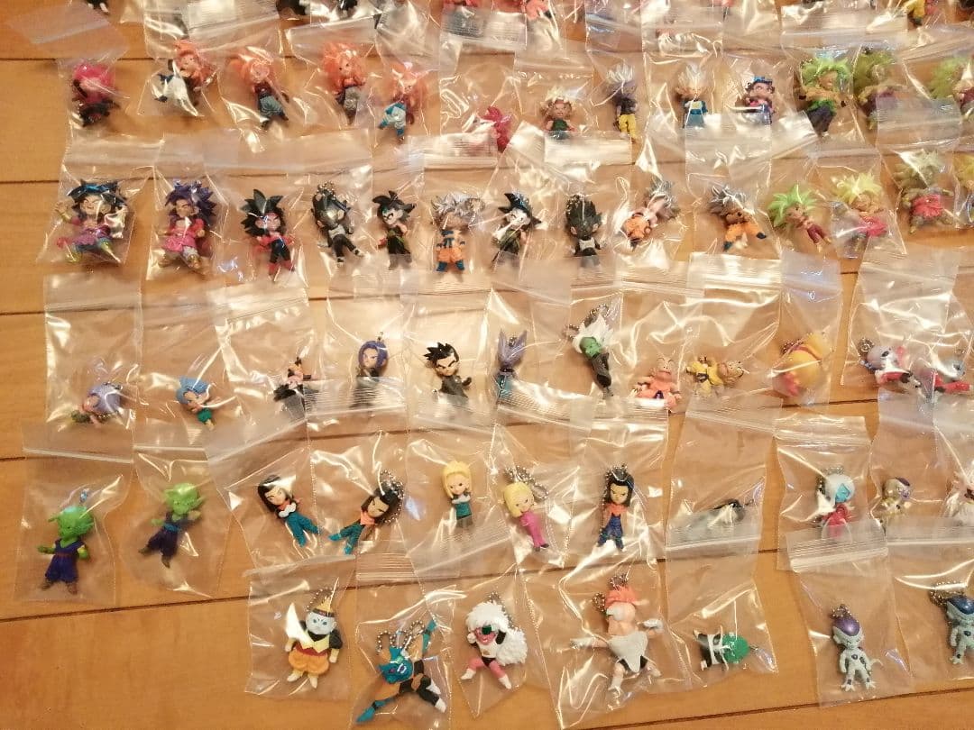 ドラゴンボール UDM ガチャ ミニフィギュア まとめ売り 200個以上 美品