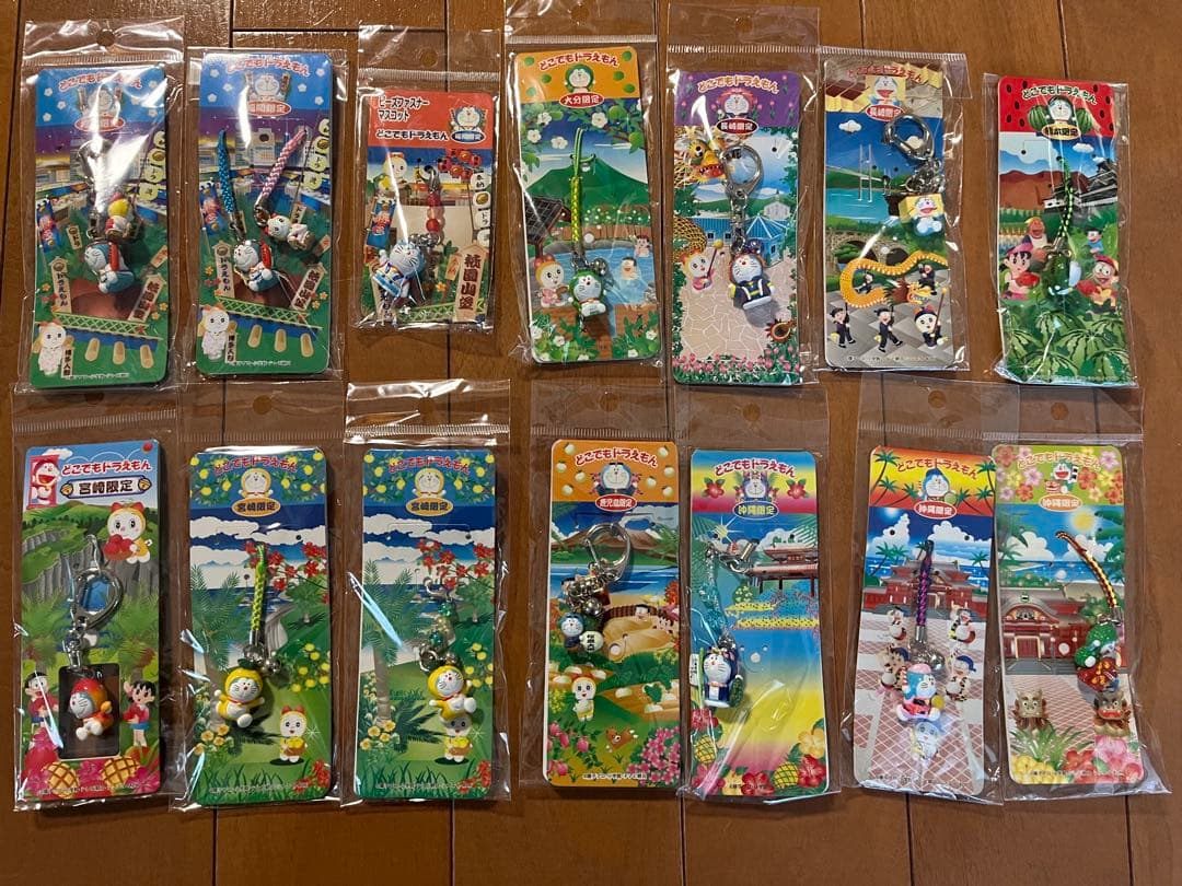 どこでもドラえもん　ストラップ　キーホルダー　根付け　80個