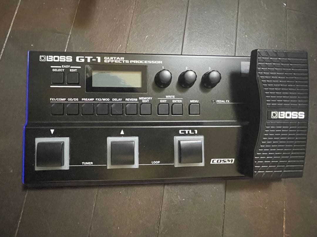 箱付き　 BOSS GT-1 デジタルギターエフェクター