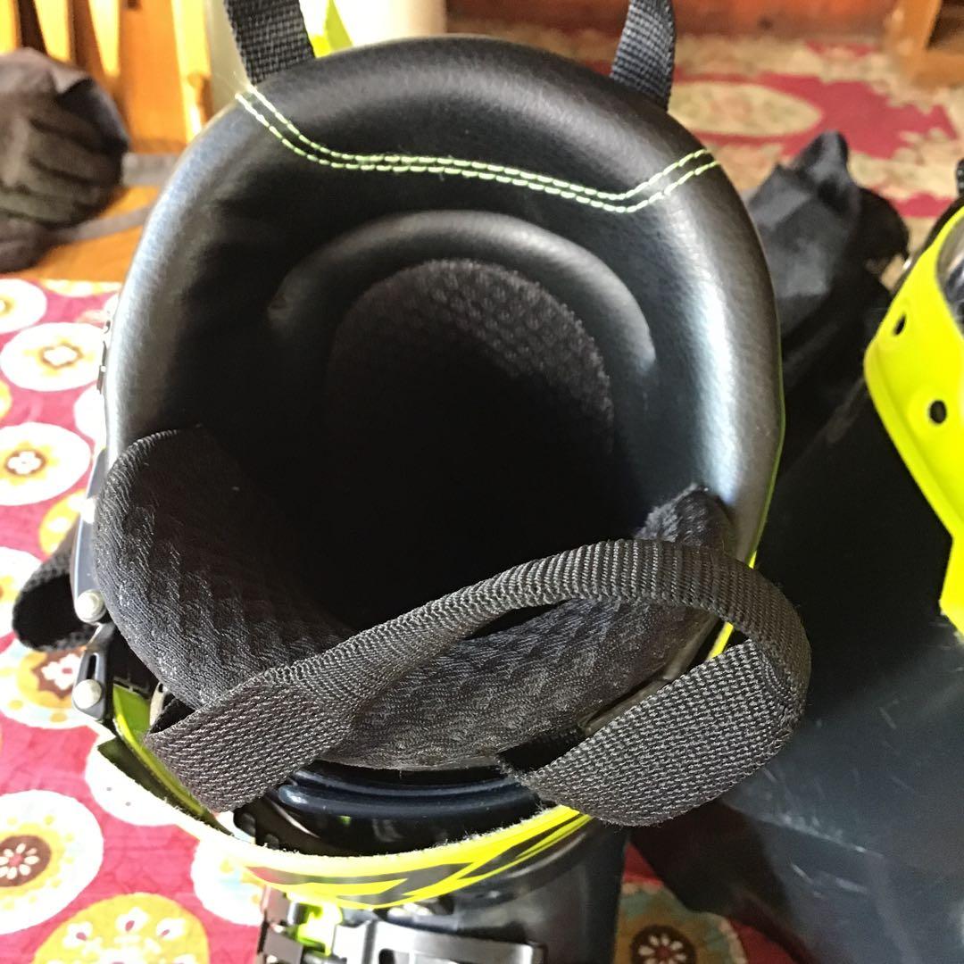 FISCHER RC4 Curv スキーブーツ　フィッシャー 靴 130