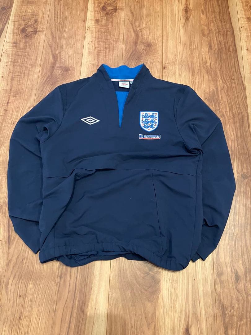 【美品】在原みゆ紀 UMBRO×イングランド代表/ドリルトップ/M