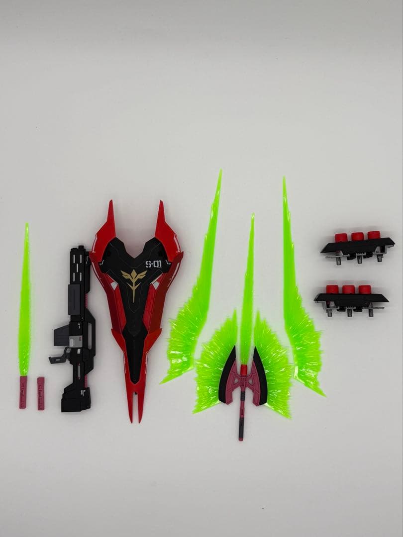 RG νガンダム サザビー ff 全塗装完成品セット アクションベース付き