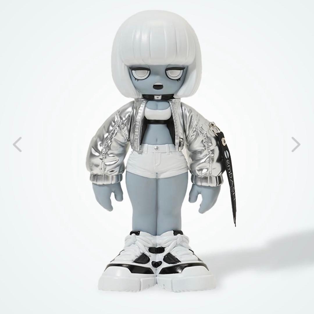 その他 emDASH x SNKRDUNK Soft Vinyl Toy