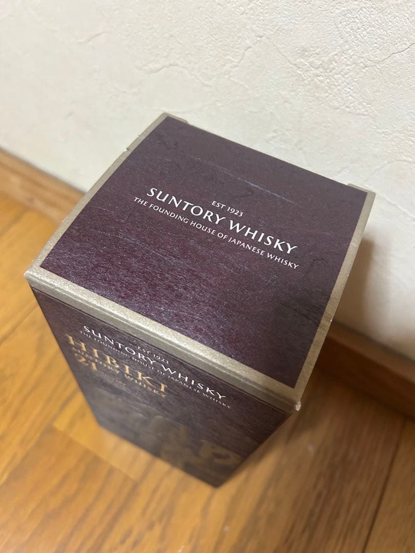 響　HIBIKI 21年 ウイスキー 700ml Whisky