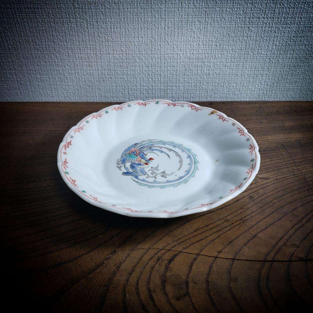 色絵付　皿　鳳凰　ねじり花弁縁　古伊万里　花文　唐草　銘　窯傷　ロ号