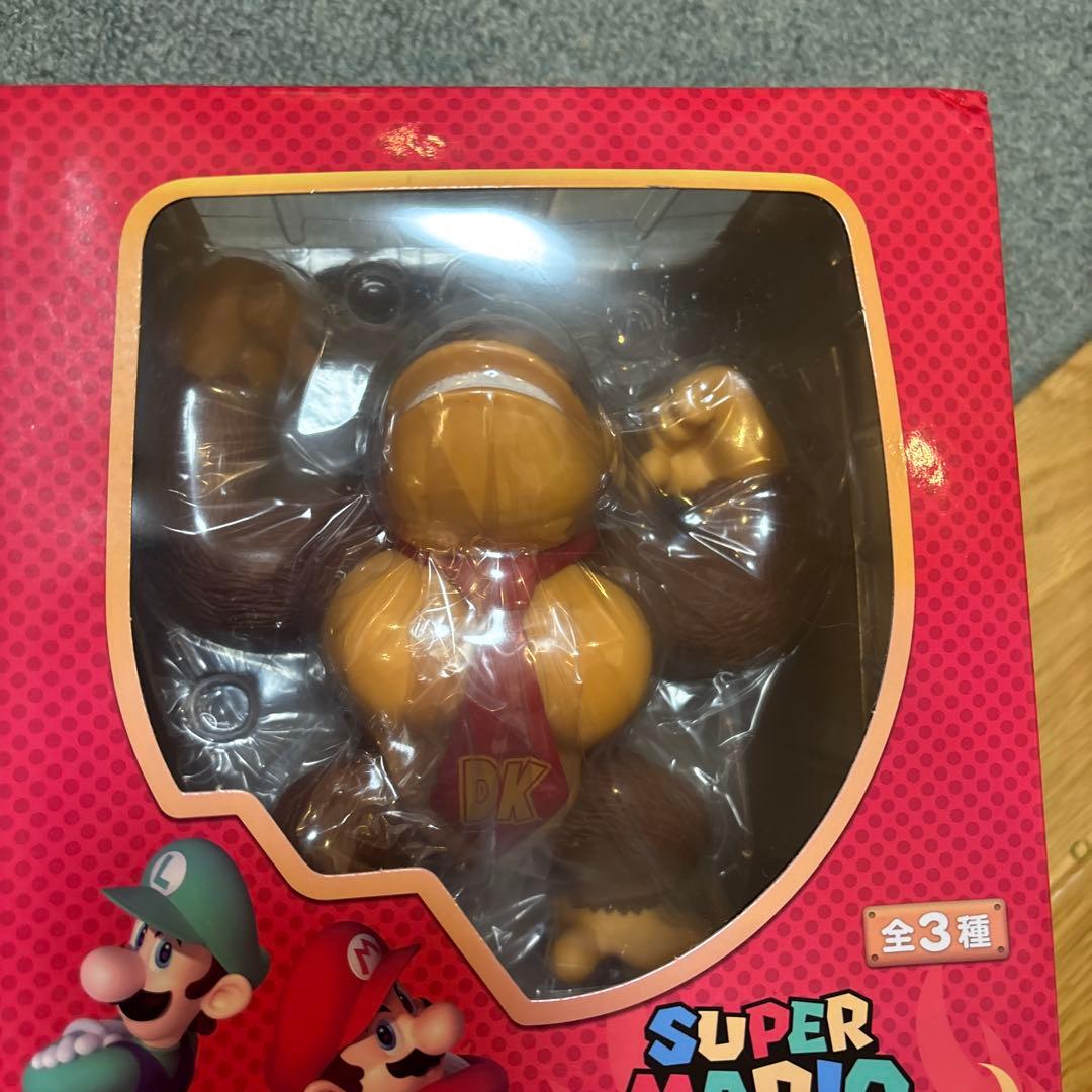 スーパーマリオ　フィギア　3種類