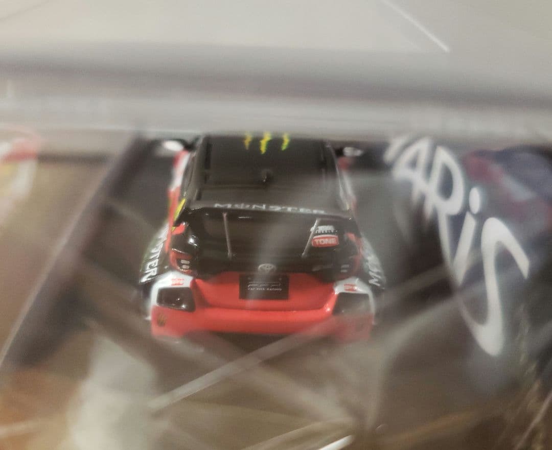 1/64 GR ヤリス Yaris Pandem Rocket Bunny