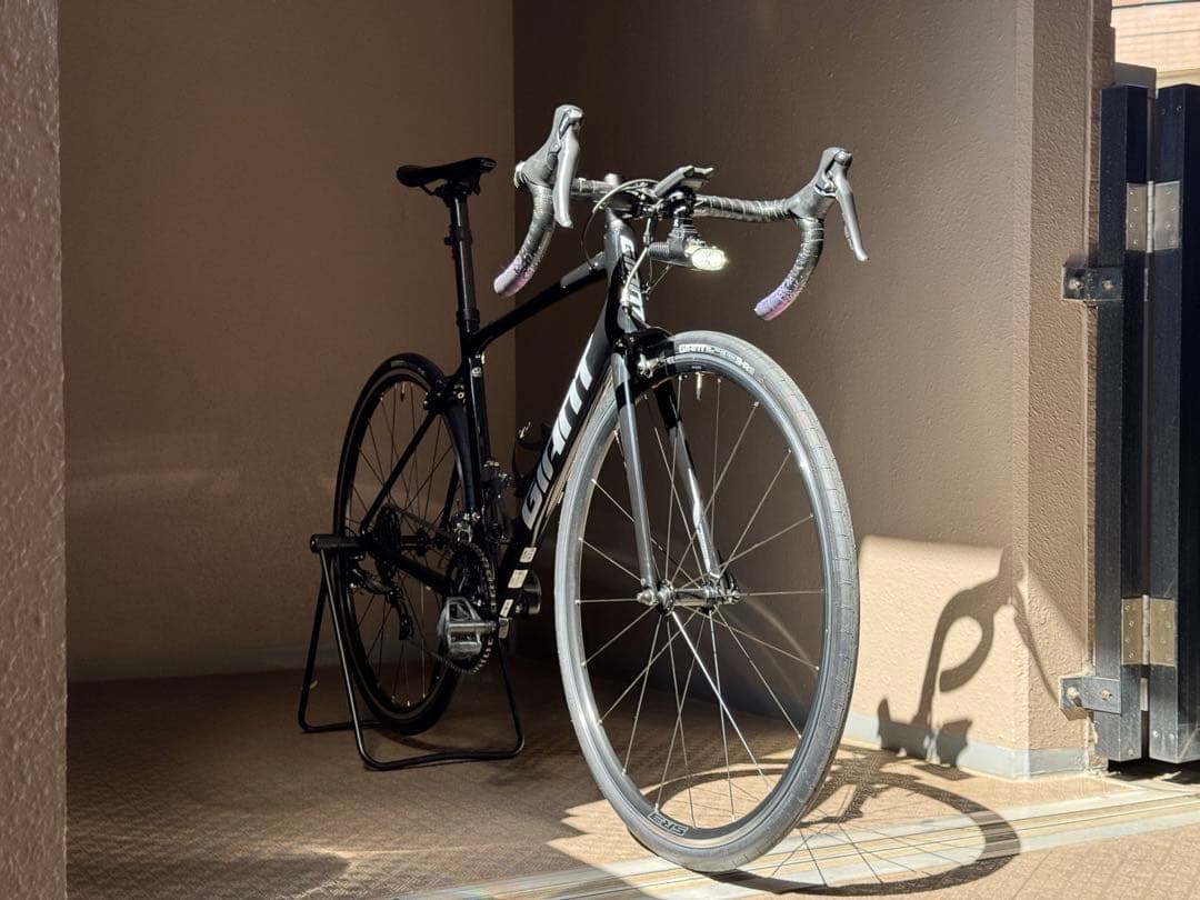 Giant contend2 【引き取り限定】