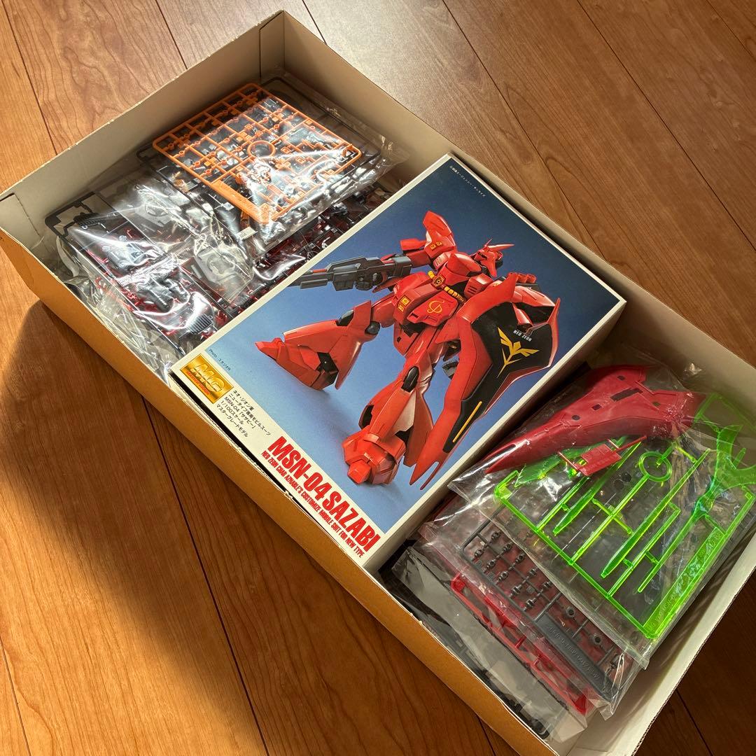 BANDAI MG MSN-04 サザビー