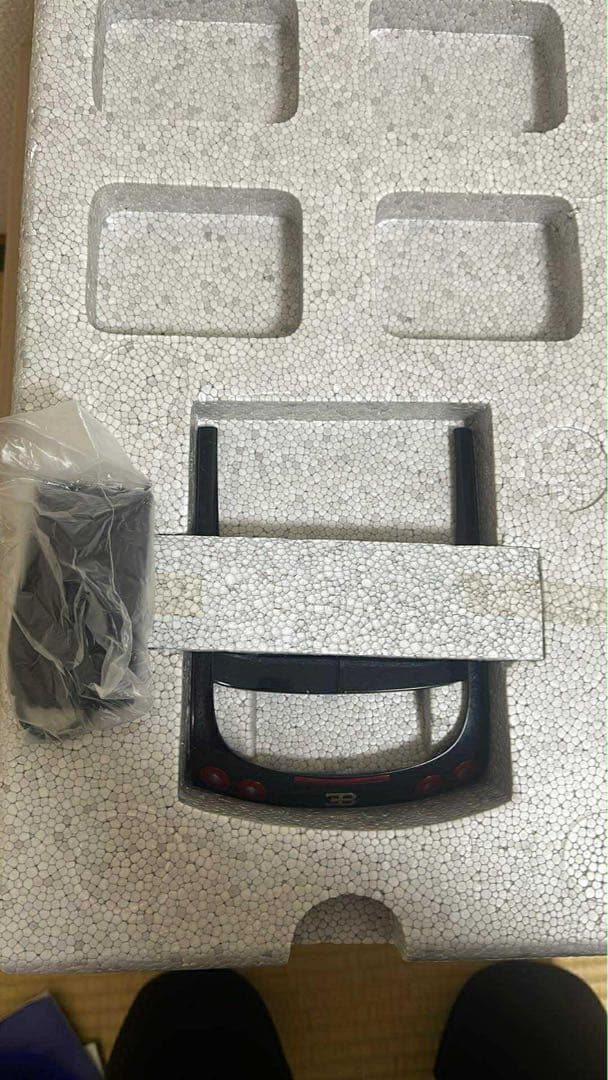 ミニカー AUTOart 1/12 Bugatti Veyron