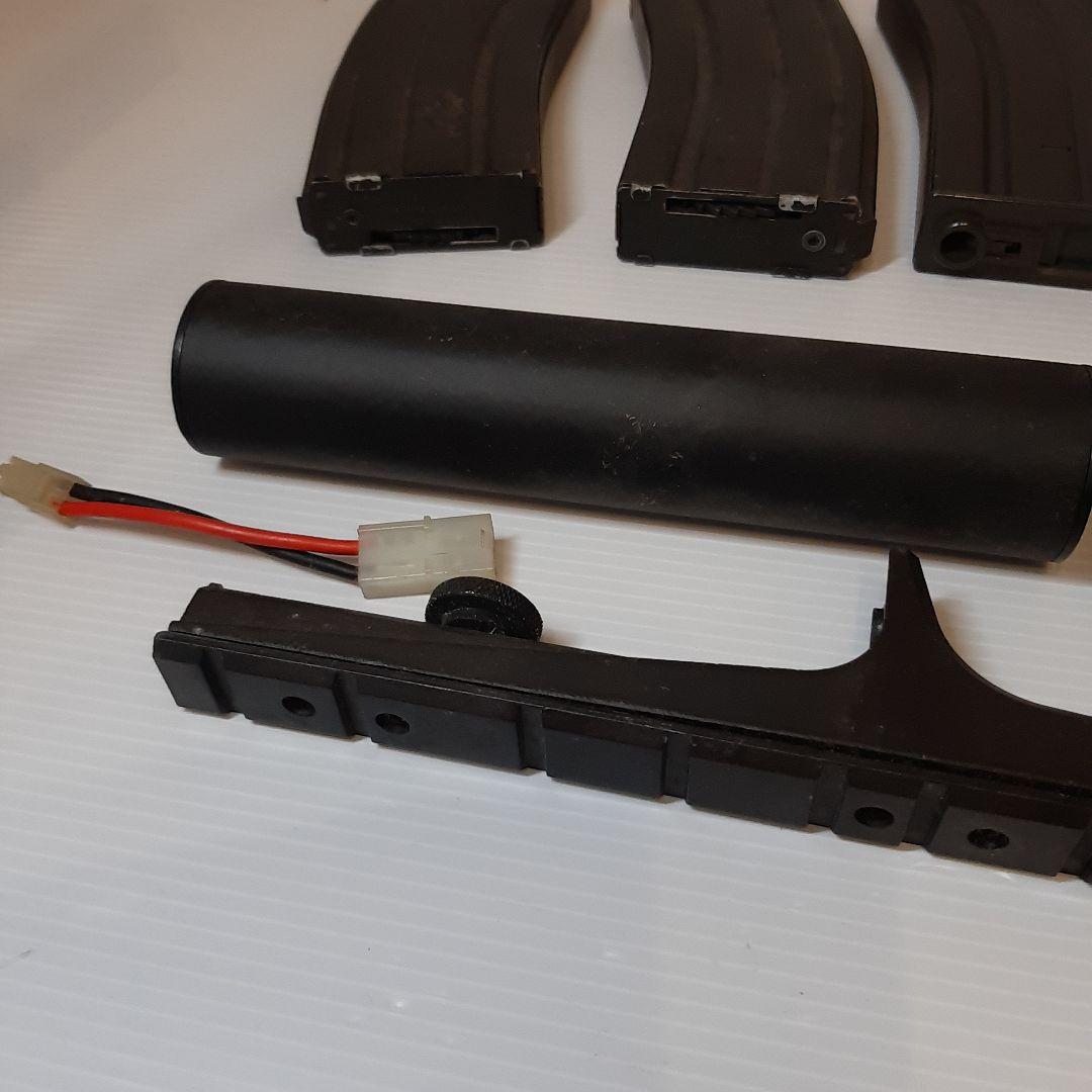 エアガンパーツ　東京マルイM-16多弾倉マガジン多数