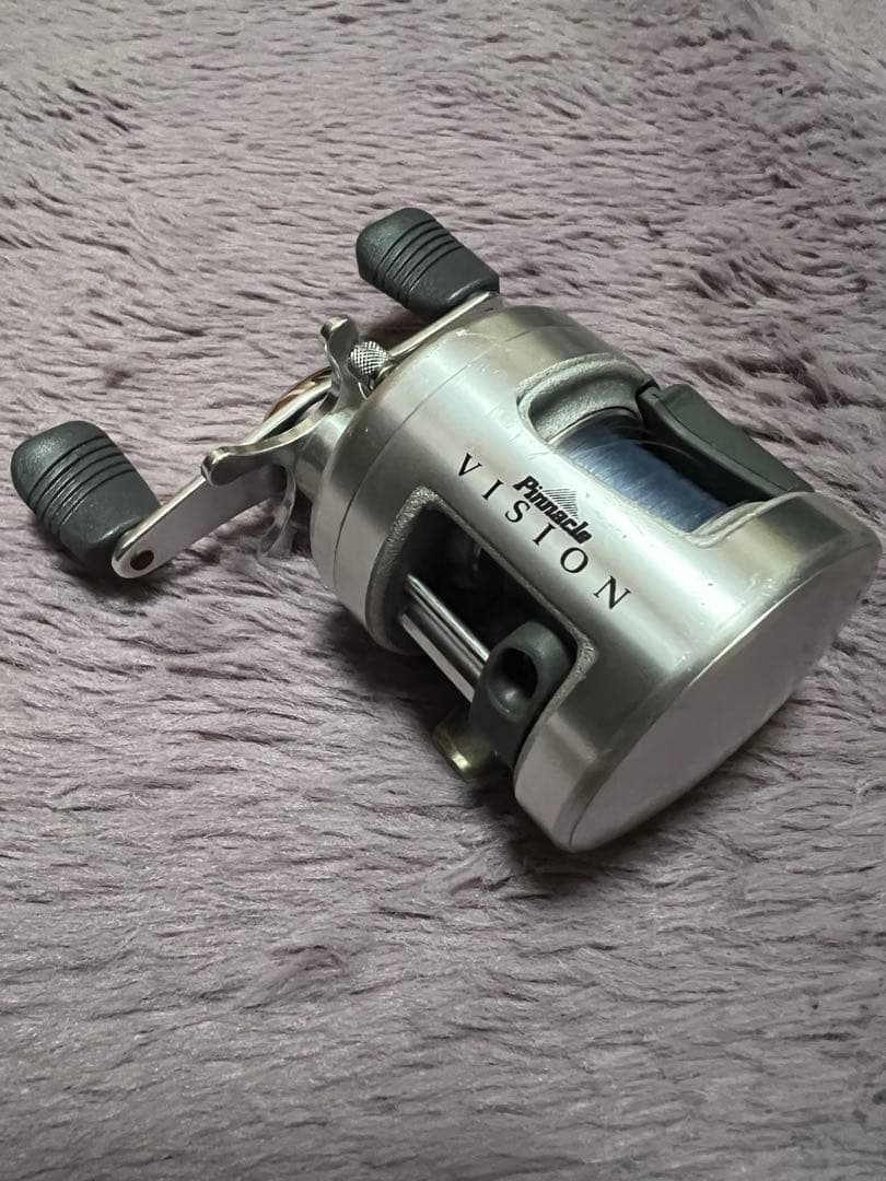 Pinnacle VISION ベイトリール シルバー