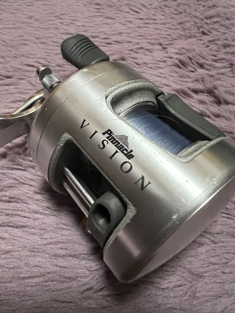 Pinnacle VISION ベイトリール シルバー