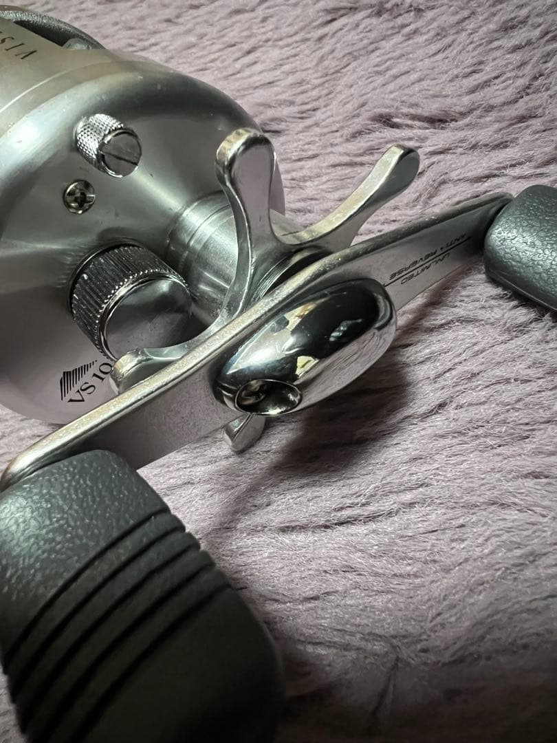 Pinnacle VISION ベイトリール シルバー