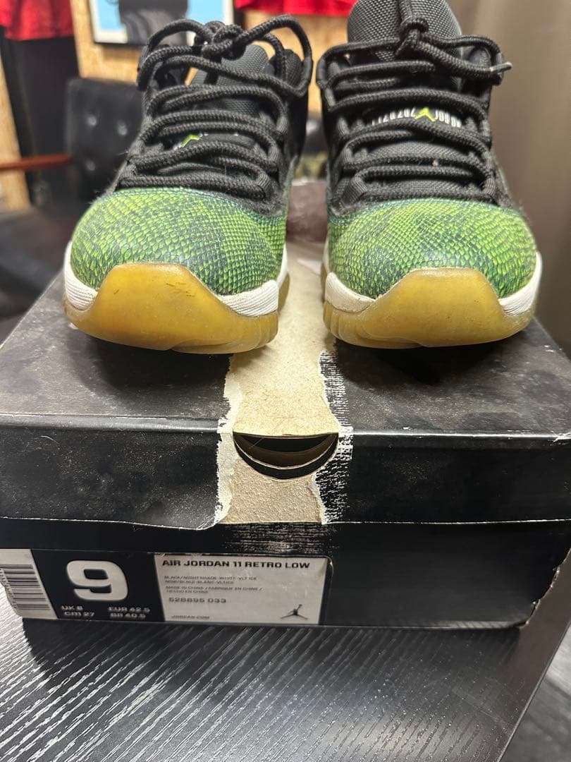 Air Jordan 11 Retro Low サイズ9 ブラック/グリーン