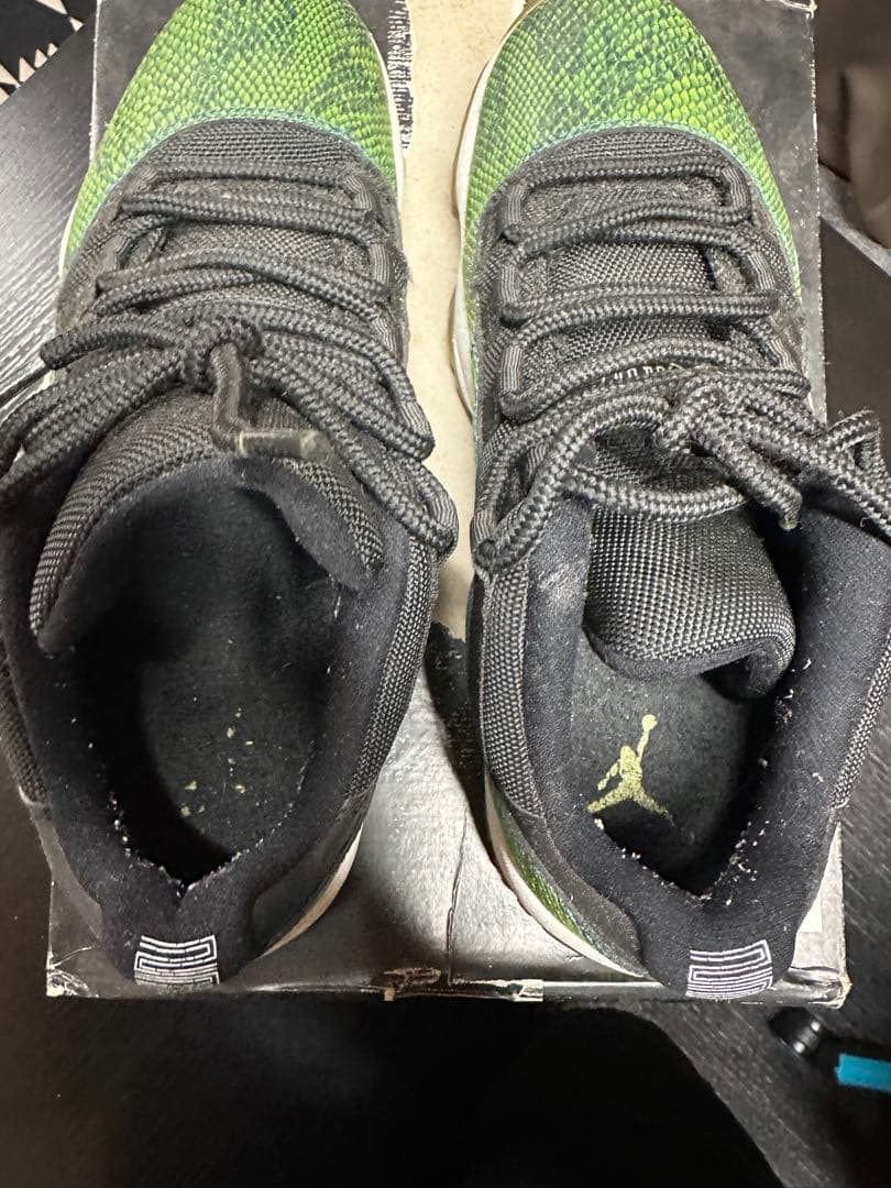 Air Jordan 11 Retro Low サイズ9 ブラック/グリーン