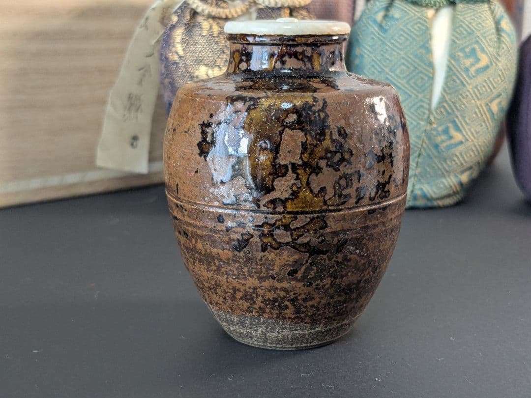 瀬戸 古瀬戸 茶入 仕覆 挽家 ギライ紋菱龍緞子 唐地二重蔓金襴