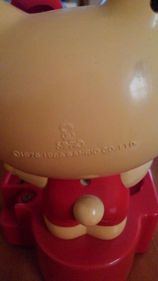 ●40年前のもの●ハローキティー電池測定器