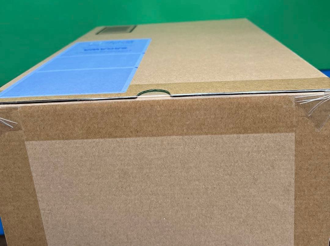 新品輸送箱未開封　伝票跡有り　超合金MSN-04FF サザビー