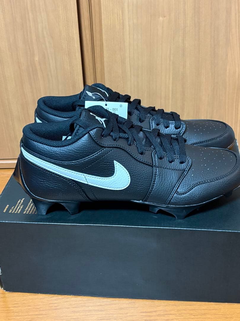 【新品】NIKE ナイキ エアジョーダン1 ロー クリート　アメフト 28.5㎝