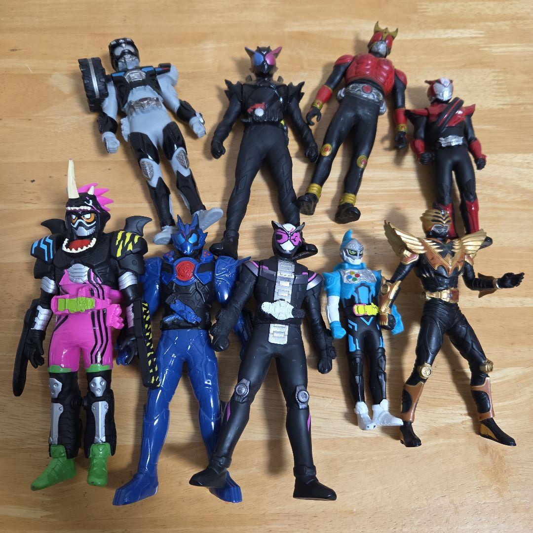 仮面ライダー フィギュアと変身アイテムセット